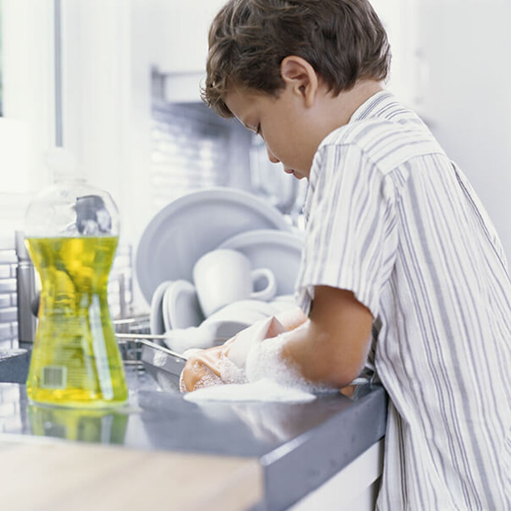 Do the washing предложения. Do washing the dishes. Wash up the dishes. Do the washing up. To do the washing up.