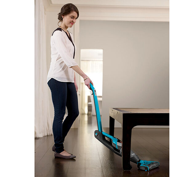 BOLT® XRT PET 2in1 Lightweight Cordless Vac 13151 BISSELL®