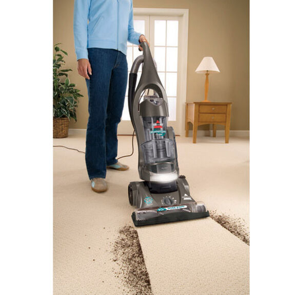 Momentum® Cyclonic Bagless Vacuum 3910T BISSELL®