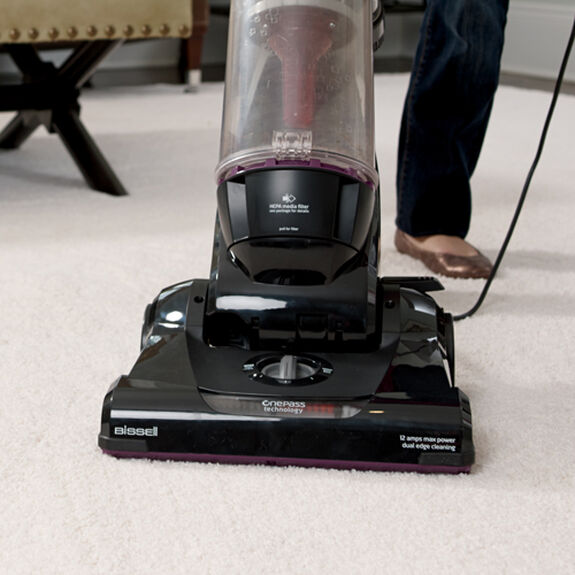 Febreze® Mediterranean Lavender™ Deodorizing Powder BISSELL®