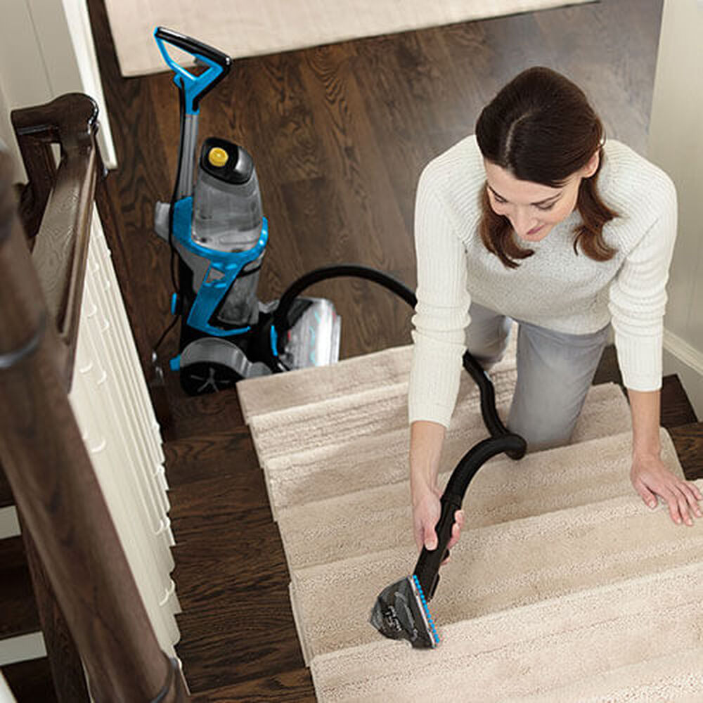 ProHeat 2X® Revolution® Pet Carpet Cleaner 15506 BISSELL®