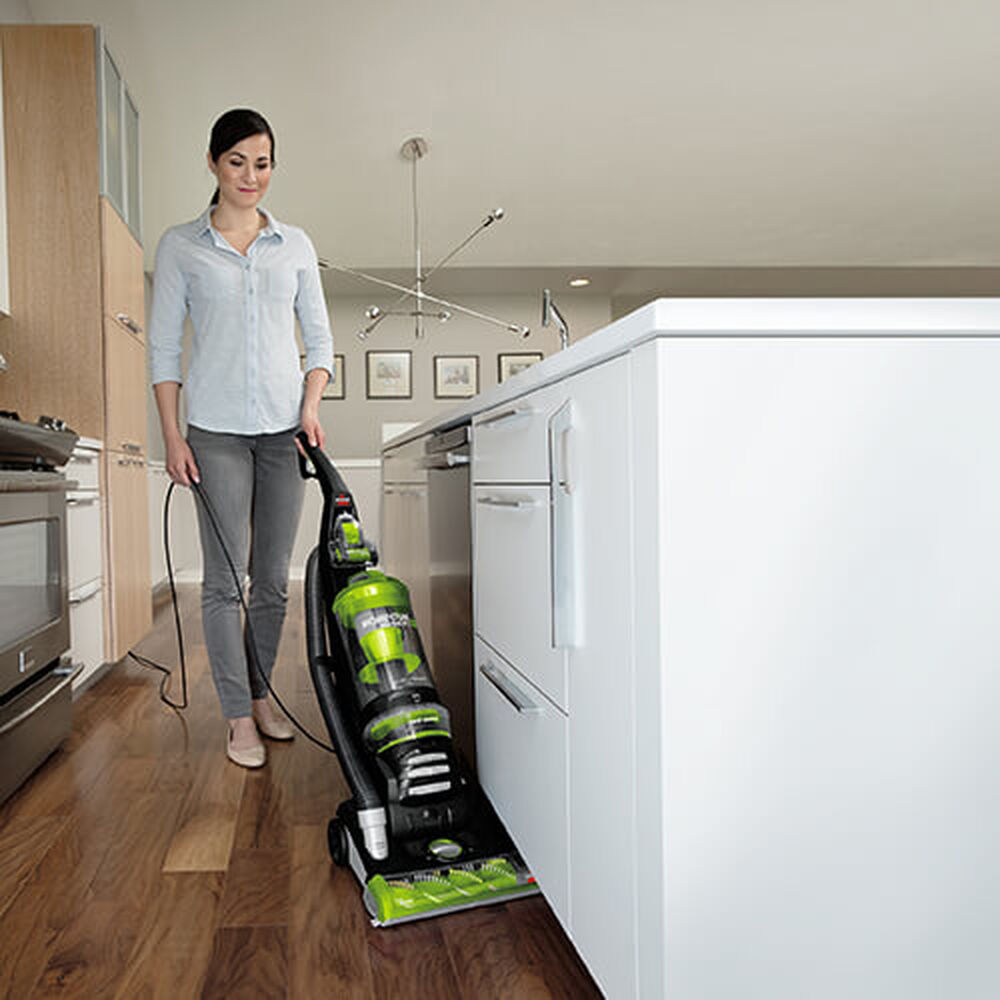 Momentum Rewind Pet 1792P BISSELL Vacuums Cleaner