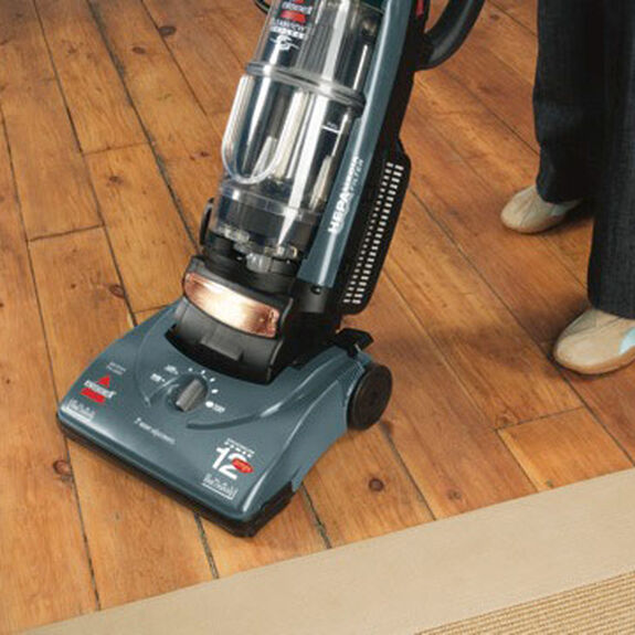 CleanView® II Upright Vacuum 35741 BISSELL Bagless Vacuum
